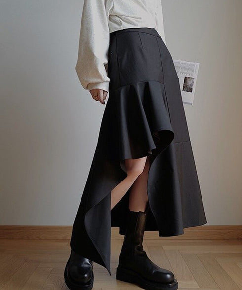 Asymmetric Flare Hem Skirt